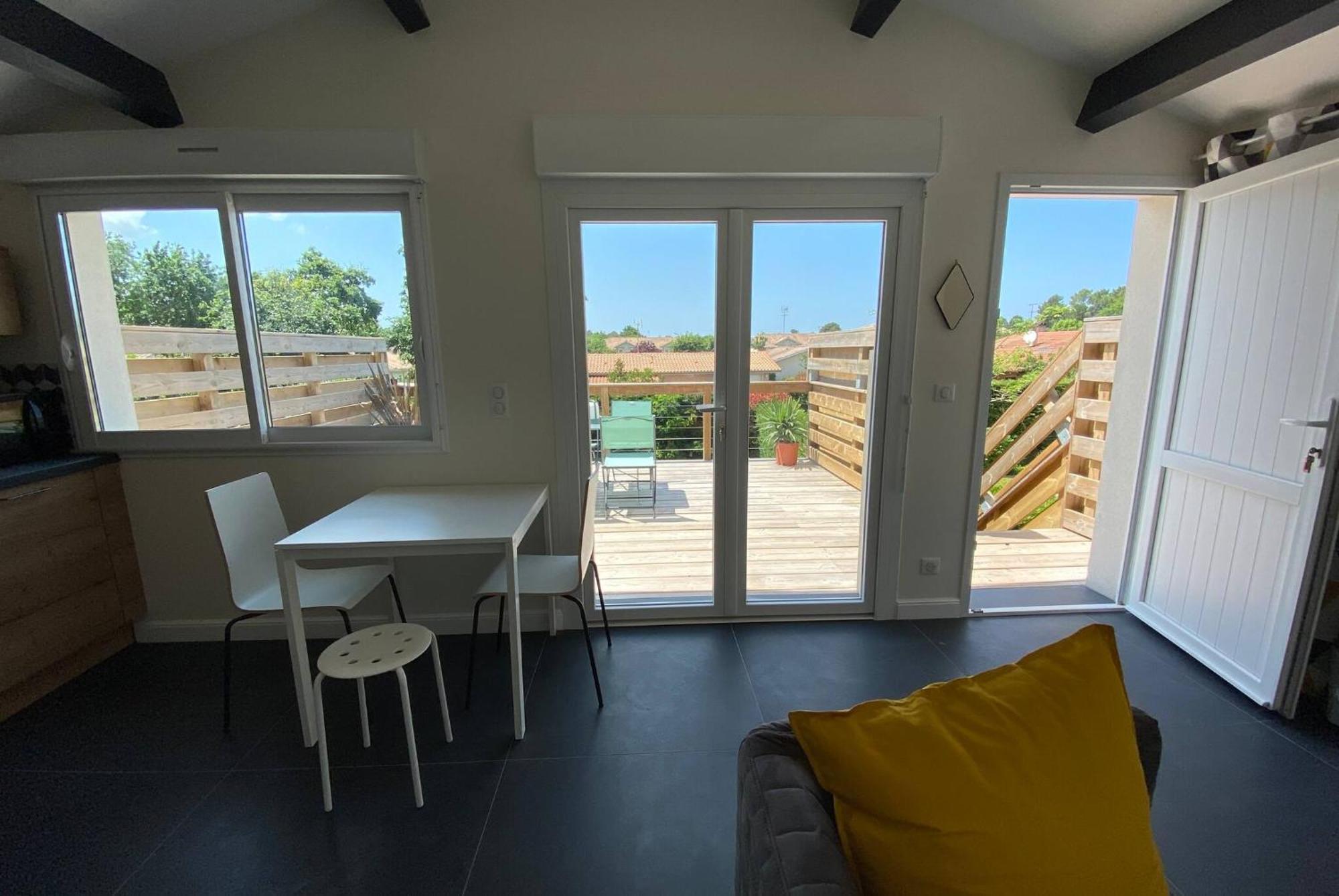 Appartement Des Pignons A Lege Bourg Exteriör bild
