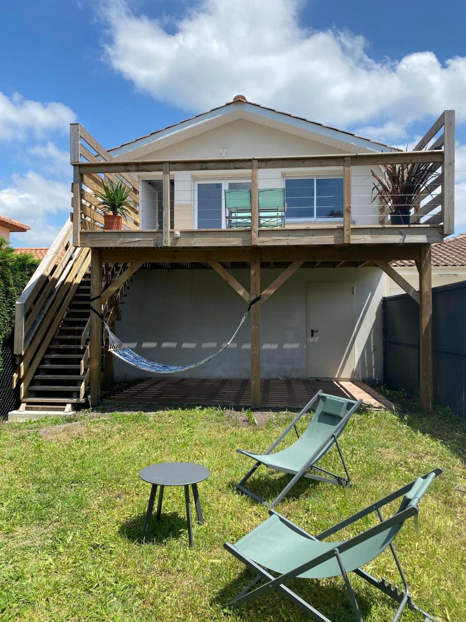 Appartement Des Pignons A Lege Bourg Exteriör bild