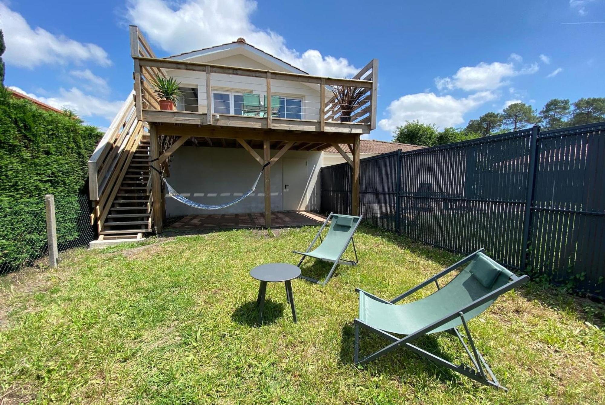 Appartement Des Pignons A Lege Bourg Exteriör bild